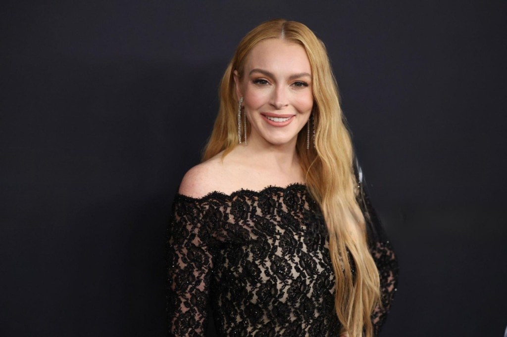 Lindsay Lohan's subtle beauty enhancements reflecting the minimalist plastic surgery trend